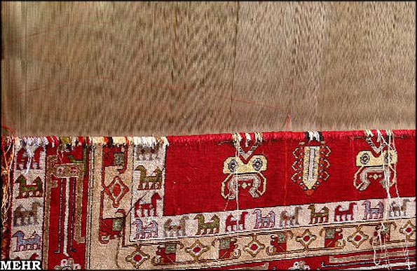 نقوش اصیل فرش‌های کردی و ترکمنی شناسایی می شوند