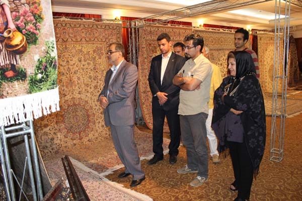 نمایشگاه و جشنواره فرش و تابلو فرش در دبی پایان یافت