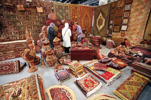 آغاز به کار نهمین نمایشگاه تخصصی فرش دستباف در استان زنجان