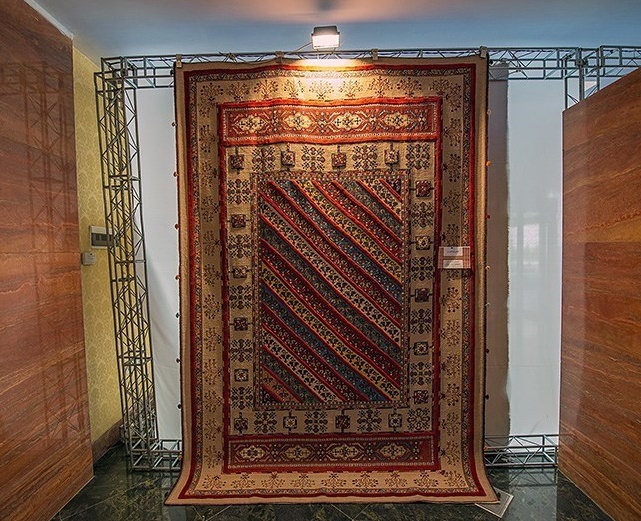 توانمندی فرش استان بوشهر در جشنواره فرش عرضه می‌شود