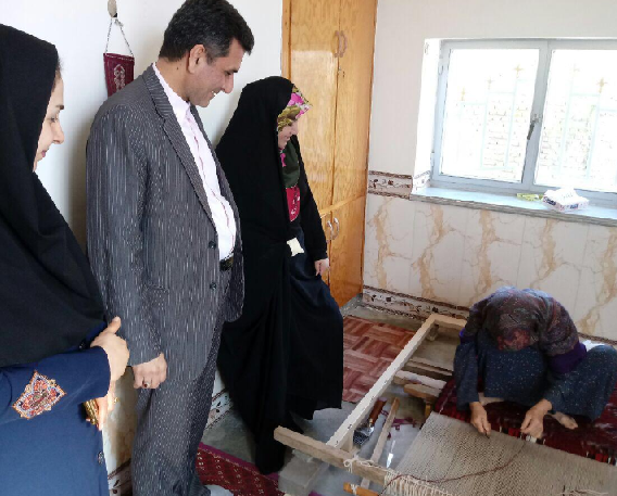 صنعت رنگرزی استان گلستان احیا شود