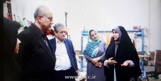 بازدید رئیس مرکز ملی فرش کشور از کارگاه‌های فرش دستباف سنندج