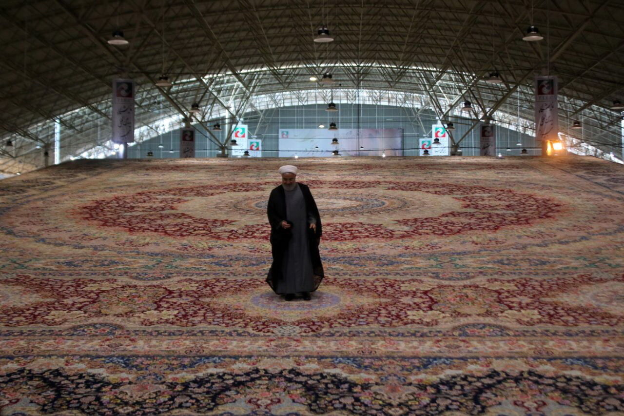 نمایشگاه فرش دستباف تبریز توسط رییس جمهور افتتاح شد