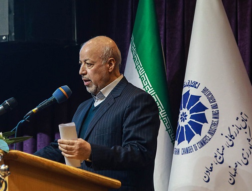 استاندار اصفهان: صنایع سبز در اصفهان مورد توجه قرار می‌گیرد