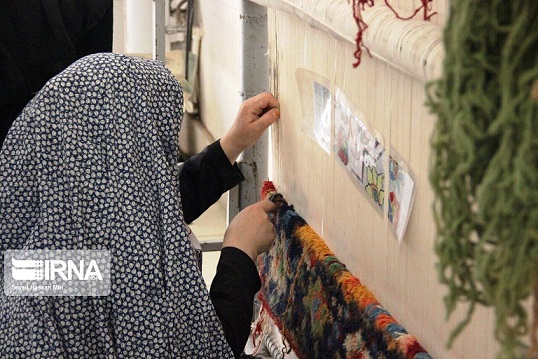 ۶۰۰ قالی باف مهابادی زیر پوشش بیمه روستایی قرار گرفتند