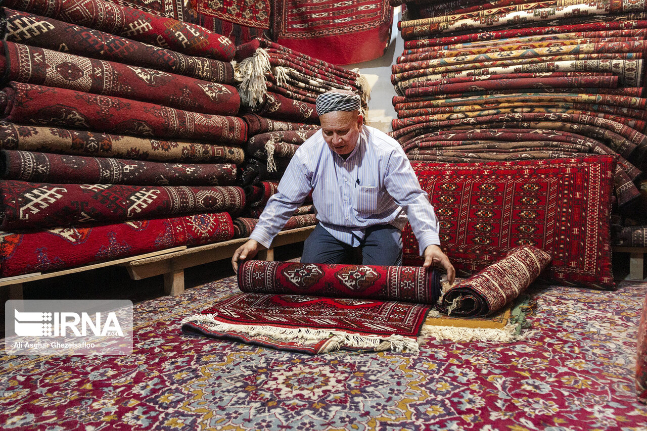 سهم ۱۵ میلیارد تومانی فرش دستباف در بودجه ۱۴۰۰ بدون تغییر ماند