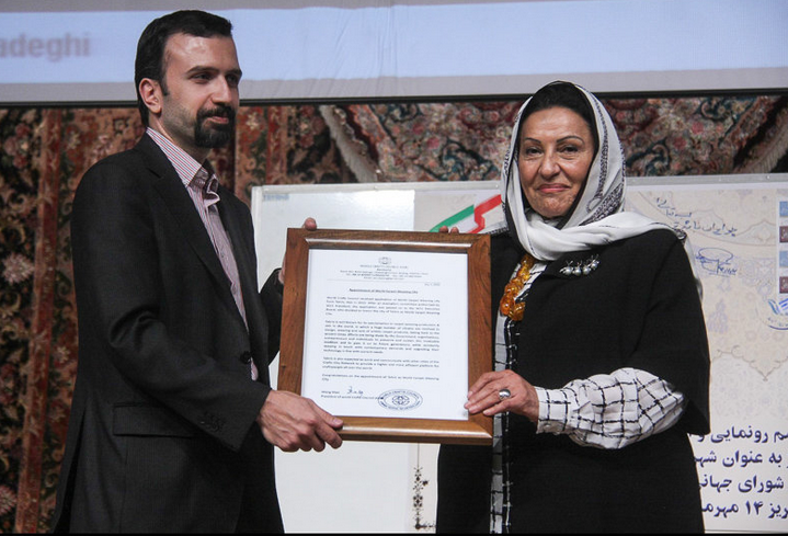 فرش تبریز اهمیت جهانی دارد