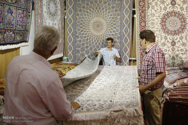 ۴۰۰میلیارد تومان فرش از آذربایجان غربی صادر شد