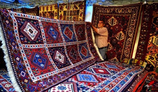 فرش لرستان صاحب خوشه می شود