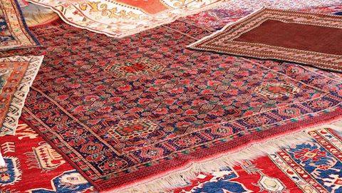 صدور بیش از ۱۲۴ هزار کارت قالی بافی در فارس