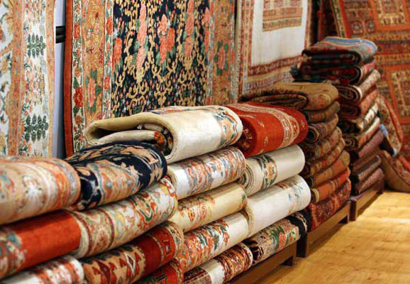  فرماندار تکاب: احیای فرش افشار، نیازمند کار جدی است
