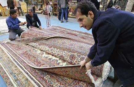 فرش سنقروکلیایی در آستانه ورود به بازار ملی و جهانی