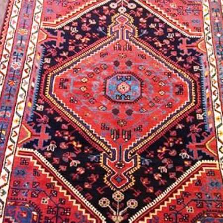 فرش زیر پای رونق اقتصادی تویسرکان