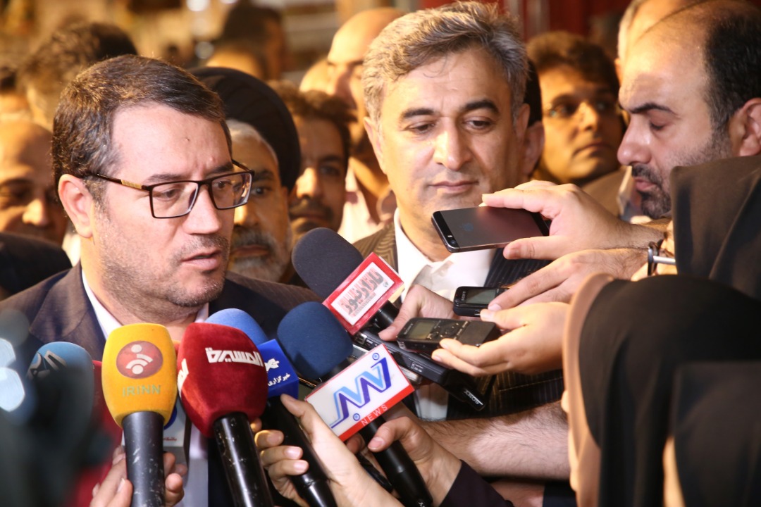 وزیر صمت در بازدید از بیست و هشتمین نمایشگاه فرش دستباف: