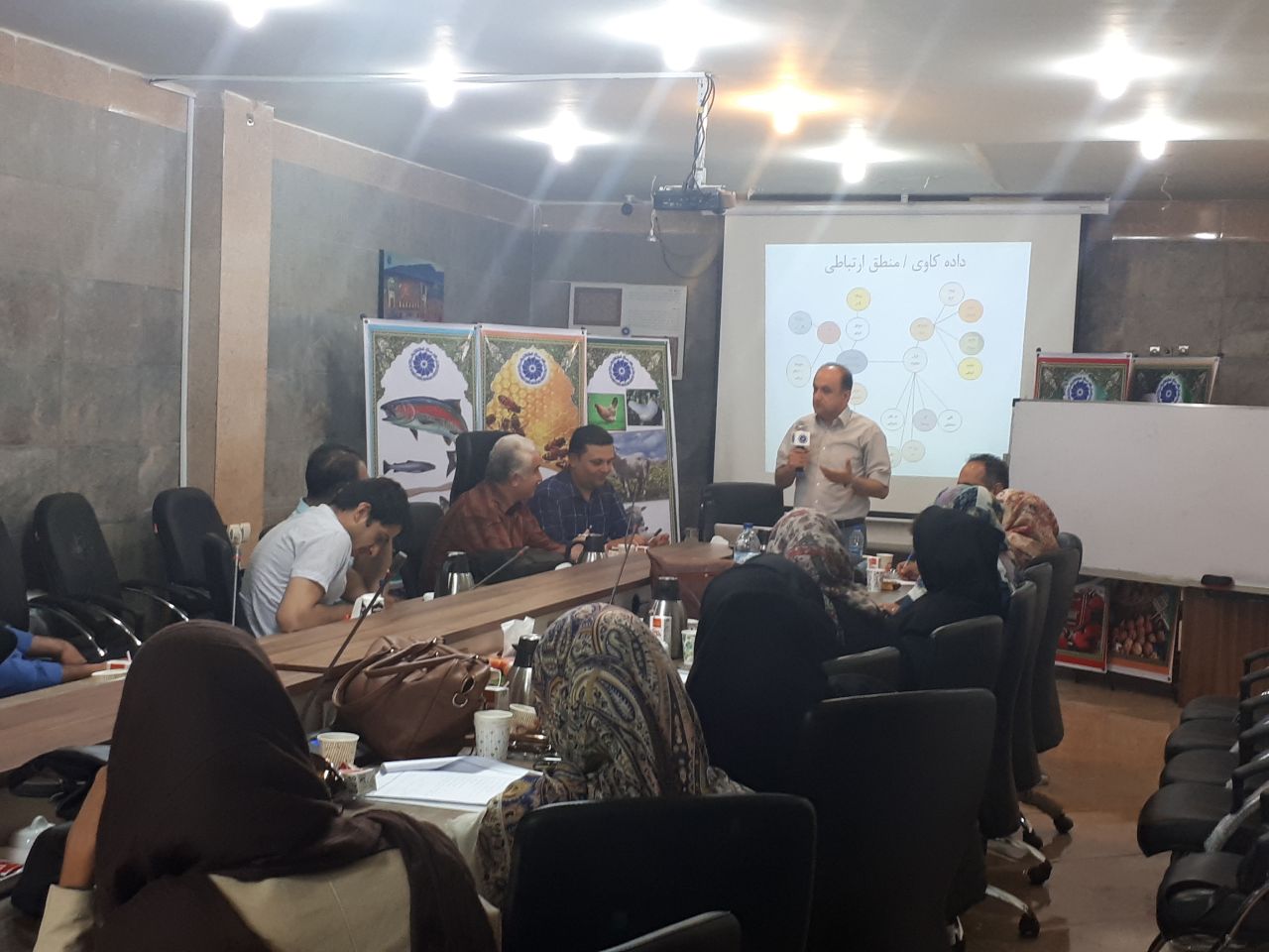 برگزاری دوره آموزشی فروشندگان فرش