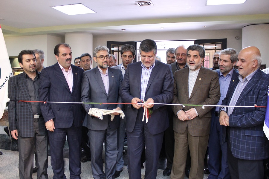 نمایشگاه فرش ایرانی در مرکز اسناد ملی ایران گشایش یافت