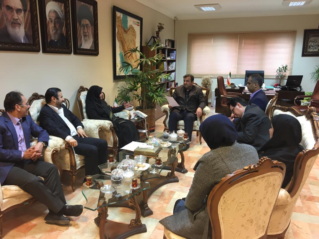 دیدار رییس مرکز ملی فرش ایرن با استاندار  مازندران