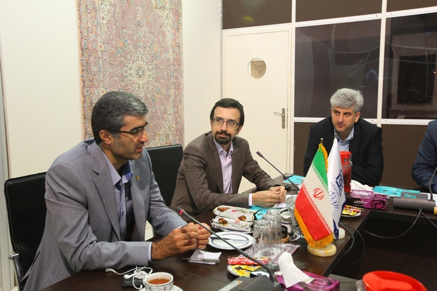 صندوق‌مهر‌امام‌رضا(ع) به برترین های فرش تسهیلات می‌دهد